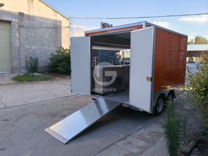 Food Truck polyvalent à vendre, parfait pour les entreprises indépendantes, remorque mobile extérieure - Product Image 4