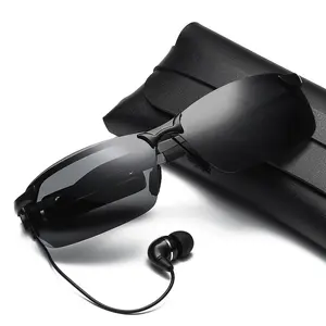 2024 europeo personalizado inteligente al por mayor gafas de auriculares electrónicos diente azul MP3 gafas de sol hombres