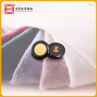 Boutons de couture ronds élégants avec centre doré effet métal pour manteaux haut de gamme