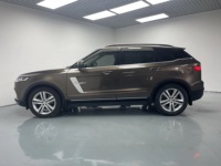 Zotye T700 SUV d'occasion 2017, conduite à gauche, automatique, essence, 5 places, 1.8T, 1-25000 milles, 6 airbags, sièges en cuir, toit ouvrant, feux LED
