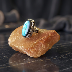 Bague en argent sterling 925 avec serti clos, design unique, pierre précieuse labradorite, style classique, pour femme, idéale pour mariage et soirée - Product Image 3