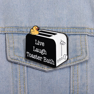 Broches de Esmalte con Forma de Tostadora de Pato, Divertidos Broches de Máquina de Hacer Pan, Insignias para Ropa, Joyería, Regalo para Niños y Amigos, Venta al por Mayor - Product Image 1