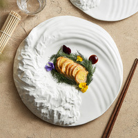 Assiette en céramique irrégulière créative, blanche, artistique, pour restaurant gastronomique, hôtel