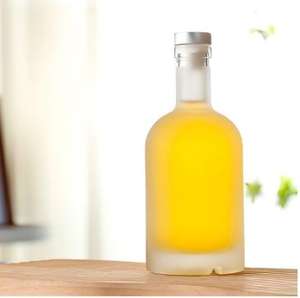 Bouteilles <span class=keywords><strong>en</strong></span> verre vides pour spiritueux <span class=keywords><strong>en</strong></span> <span class=keywords><strong>gros</strong></span> <span class=keywords><strong>de</strong></span> 100 ml, 200 ml, 375 ml, 500 ml, 750 ml, bouteilles <span class=keywords><strong>en</strong></span> verre pour vodka, gin, whisky, <span class=keywords><strong>rhum</strong></span>, vin avec bouchon <span class=keywords><strong>en</strong></span> liège - Product Image 1