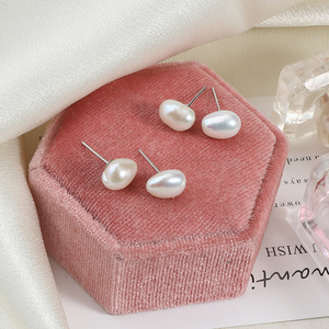 Pendientes de perlas de agua dulce barrocas trituradas sin núcleo con agujas de plata 925 al por mayor con cuentas irregulares de alto brillo - Product Image 4