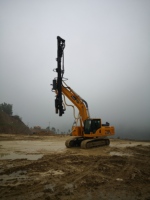 Foreuse de forage PVT pour l'exploitation minière, diamètre 115-140 mm, moteur CUMMINS, alimentée au diesel, pour l'exploitation de carrières et l'exploitation minière en roche dure