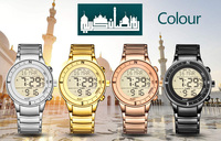 Nouvelle arrivée 2021 Montre numérique en acier inoxydable avec direction de la Qibla islamique arabe, montre-bracelet argentée Al Azan pour musulmans en alliage