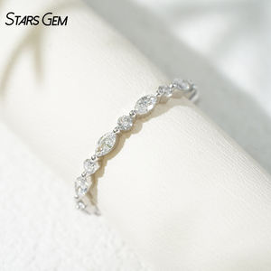 Anillo de Eternidad de Lujo Unisex Vintage de Oro de 18K con Diamante Cultivado en Laboratorio de Corte Marquesa de 0.89ct 2*4mm, Color D, Certificado IGI, de Starsgem - Product Image 1