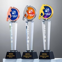Trophée en résine et cristal avec gravure de logo personnalisée pour les récompenses des compétitions de championnats 1ère, 2ème et 3ème places