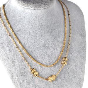 Collier tendance en acier inoxydable plaqué or 18 carats avec pendentif papillon à double couche pour femmes, chaîne à maillons imperméable - Product Image 2