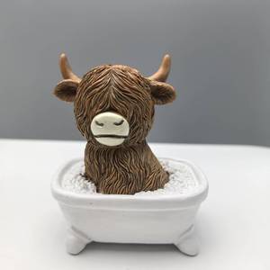 Creative Highland Cow Statue Ornament New Home and Bathroom Desktop Resin Figure for Christmas Holiday Decoration - Product Image 4