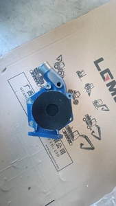 Repuestos Originales Liugong Compatibles con LGMC de Alta Calidad para Máquinas de Construcción, Bomba de Agua 612640060102 - Product Image 4