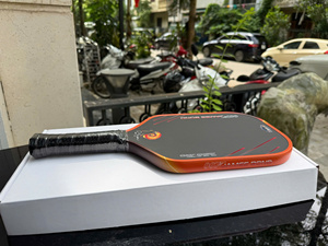 ไม้พายพิคเคิลบอล EAVX Gen 4 รุ่นพรีเมียม โครงคาร์บอนไฟเบอร์ T700 ไร้ขอบ แกนรังผึ้ง สำหรับฝึกซ้อมกีฬา ผลิตในเวียดนาม - Product Image 3