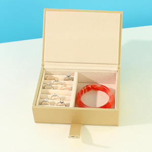 <span class=keywords><strong>2025</strong></span> <span class=keywords><strong>New</strong></span> Hộp Đồ Trang Sức Cuốn Sách Phong Cách Giấu Nút Nhẫn Bông Tai Vòng Đeo Tay Vòng Cổ Lưu Trữ Hộp Đồ Trang Sức Tổ Chức Trường Hợp Nhẫn Chủ - Product Image 5