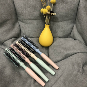 <b>Round</b> Hairbrush Nylon Bristles Anti Static For Women And Students Household Use - Product Image 3