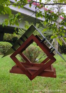 Mangeoire à oiseaux en fer robuste à suspendre à l'extérieur, anti-écureuil, avec forme de diamant pour jardin, cour - Product Image 2