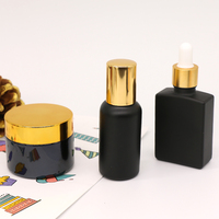 Kosmetisches Ätherisches Öl 15ml Braune Bernsteinfarbene Edelstahl-Glas-Roll-on-Flasche aus Recyclingmaterial mit Schwarzem Kunststoffdeckel