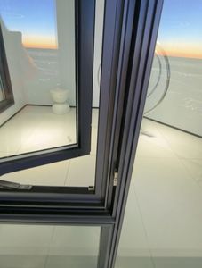 EE. UU. Resistente al viento Resistente a la intemperie Aleación de aluminio Out-Swing Windows Aislamiento térmico Aire hermético Puente <span class=keywords><strong>roto</strong></span> Persianas de malla Exterior - Product Image 6