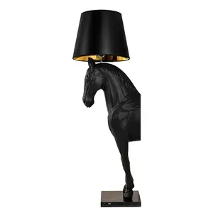 Lampu patung kuda hitam emas putih, lampu hias kuda untuk dekorasi rumah restoran hotel villa aula