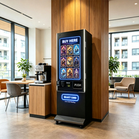 Distributeur automatique intelligent sur mesure pour jeux de cartes à collectionner (JCC) avec écran tactile LED, grand affichage publicitaire, lecteur de cartes et boîte de rangement pour paquets de cartes
