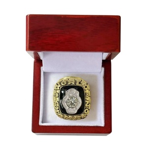 Anillos de Campeonato de Boxeo Ali 1964-1974 en Oferta, Anillo Unisex de Aleación de Zinc Chapado en Oro de Estilo Clásico con Caja de Madera - Product Image 5