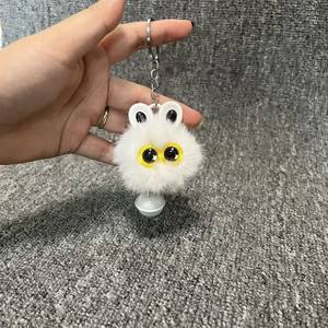 <span class=keywords><strong>Porte</strong></span>-clés en peluche "Starry Eye Coal Ball", breloque mignonne de sac à dos de style anime avec de grands yeux et un <span class=keywords><strong>pompon</strong></span> moelleux - Product Image 4
