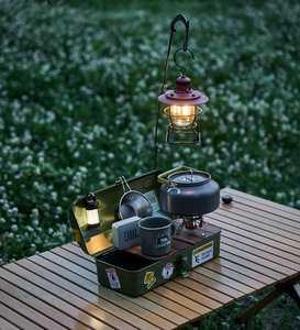 Caja de Almacenamiento Metálica Portátil con Pegatinas para Camping y Senderismo, Organizador de Hierro para Equipo de Exterior, Herramienta Práctica de Hierro para Campistas - Product Image 2