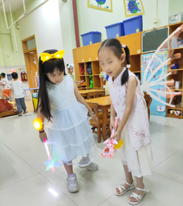 Baguette magique flocon de neige LED multicolore Luckykoo, jouet pour Halloween, bâton lumineux, baguette flocon de neige lumineuse pour enfants - Product Image 3