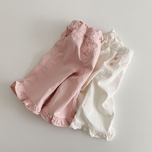 <span class=keywords><strong>Pantaloni</strong></span> per Bambine Collezione Primavera 2026 Nuovi <span class=keywords><strong>Pantaloni</strong></span> Casual <span class=keywords><strong>Neri</strong></span> Retrò con Bordi in Pizzo a Gamba Larga <span class=keywords><strong>Pantaloni</strong></span> di Tendenza per Bambine Piccole - Product Image 1