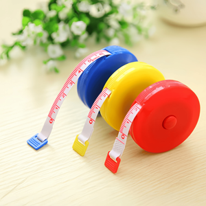 Règle à mesurer portable rétractable en cuir pour la couture et les articles ménagers, idéale pour mesurer la taille des enfants (en centimètres et pouces) - Vente en gros - Product Image 1