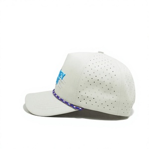 Casquette de camionneur blanche à 6 panneaux perforée avec broderie personnalisée pour toutes les saisons, vêtement décontracté de haute qualité, fabriqué au Vietnam - Product Image 2