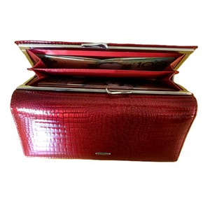 <span class=keywords><strong>Portafoglio</strong></span> Lungo da <span class=keywords><strong>Donna</strong></span> in Vera Pelle di Vacchetta Goffrata Effetto Alligatore, <span class=keywords><strong>Rosso</strong></span>, Personalizzabile, Borsa a Mano in Vera Pelle, Pochette da <span class=keywords><strong>Donna</strong></span> con Chiusura a Scatto - Product Image 4