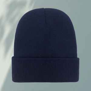 Unisex Knitted Beanie Hat Acrylic Fiber Warm Breathable Casual Winter Hat Adult Solid Color Round <b>Top</b> Cuffed Design - Product Image 3