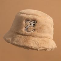 Vente en gros Chapeau seau en fourrure de créateur populaire multicolore pliable personnalisé serviette en tissu à poils longs pour adultes