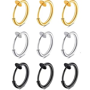 Aros de Clip Minimalistas de Acero Inoxidable Electrochapado, Impermeables, Unisex, Diseño de Clip con Resorte, Sin Perforación, para Hombres y Mujeres - Product Image 1
