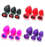 Jouets sexuels anaux pour femmes, petits et moyens, en silicone, en forme de cœur, avec bijou, plug anal en noir, rouge, rose, rose vif