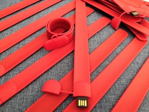 Mini <span class=keywords><strong>pendrive</strong></span> 32GB 64GB diseño de pulsera Unidad flash usb drive Alta capacidad 1TB Bueno calidad <span class=keywords><strong>para</strong></span> regalos - Product Image 6