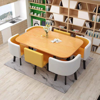 Ensemble table basse et chaises de style nordique avec plateau en bois et marbre pour salon et bureau