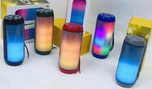 2025 Nouveau produit Vente chaude Haut-parleur sans fil LED coloré avec corde - Product Image 2