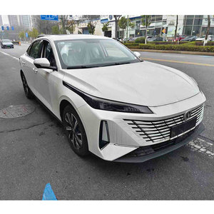 Changan Eado 2025 Usado, Bluecore 1.5T 500Bar Edición Premium, <span class=keywords><strong>7</strong></span> Velocidades DCT Húmedo, Tracción Delantera, Sedán Compacto, China VI - Product Image 1