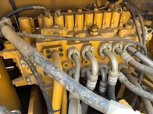 รถขุดดินแบบใช้แล้วอุปกรณ์ก่อสร้างใช้ในงาน7ton 320D น้ำหนักต่ำอุปกรณ์330D ของหนอนผีเสื้อ - Product Image 3