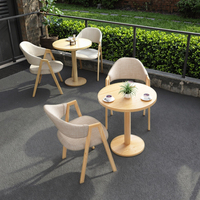 Ensemble table et chaises de restaurant commercial moderne, en bois massif et structure en fer, rond, pour 4 personnes, idéal pour hôtel, appartement, salle à manger, balcon, loisirs