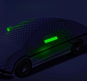 <span class=keywords><strong>Housse</strong></span> de <span class=keywords><strong>voiture</strong></span> en aluminium épaisse pour l'hiver avec des caractéristiques <span class=keywords><strong>anti</strong></span>-<span class=keywords><strong>givre</strong></span>, <span class=keywords><strong>anti</strong></span>-neige, <span class=keywords><strong>anti</strong></span>-congélation et imperméables pour une adaptation universelle - Product Image 6