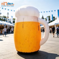 Chope à bière gonflable géante avec dessus en mousse blanche, grand verre à bière publicitaire pour la décoration de festivals et de fêtes en plein air