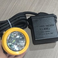 Lampe minière LED rechargeable au lithium-ion industrielle KL8M IP68 10400mAh avec capuchon de sécurité