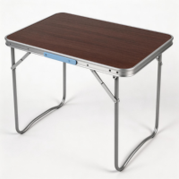 Table pliante de camping en aluminium moderne et portable, personnalisable, avec base tréteau, installation rapide, durable et stable pour les pique-niques