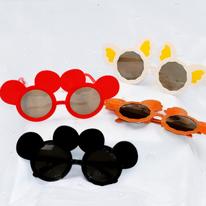 Lunettes de soleil à thème de dessin animé en plastique, accessoires amusants pour fête d'anniversaire, décorations pour photomaton - Product Image 2