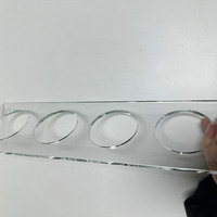 Verre trempé ultra-blanc transparent personnalisable avec découpe et perçage sur mesure