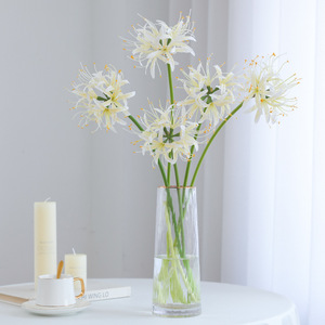 Vente chaude <span class=keywords><strong>Lycoris</strong></span> rouge araignée lys Arrangement de fleurs à la main pièce maîtresse florale pour les mariages fêtes en gros Manchu Shahua - Product Image 4