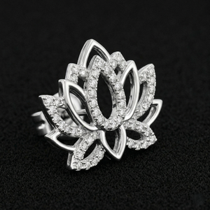 Pendientes de tuerca finos más vendidos, con piedras de alta claridad de corte brillante, joyería fina para mujer, regalo atemporal para uso diario. - Product Image 5